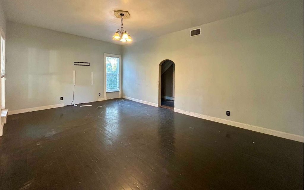 Photo of 313 NW Scriven Ave, Live Oak, FL 32064 (MLS # 128908)