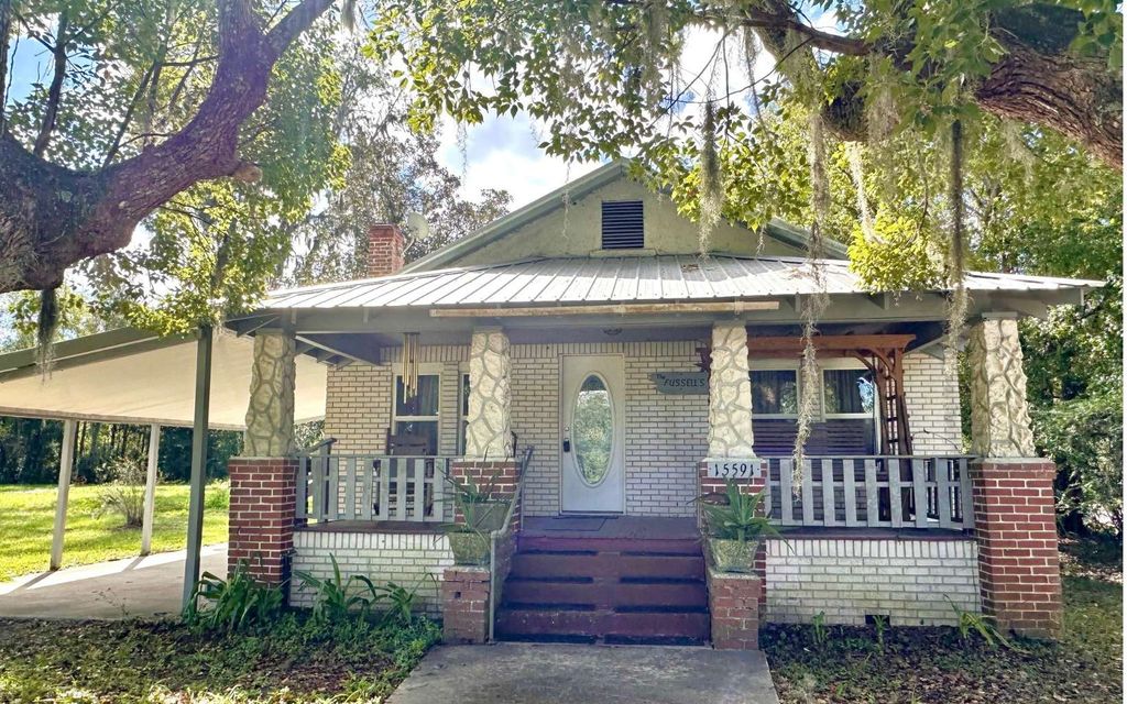 Photo of 15591 SW County Road 235, Brooker, FL 32622 (MLS # 128912)
