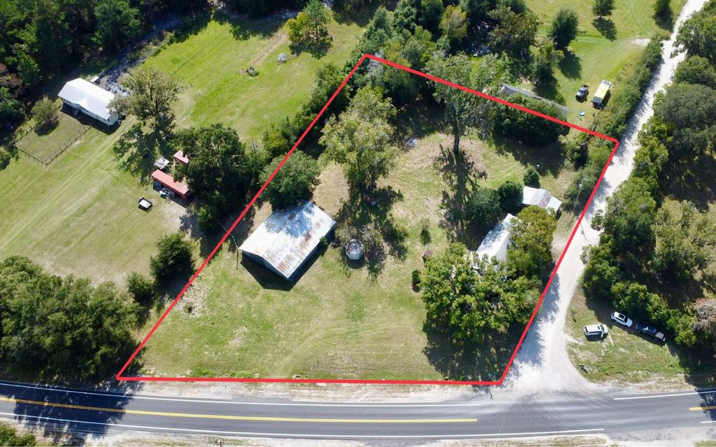 Photo of 15591 SW County Road 235, Brooker, FL 32622 (MLS # 128912)