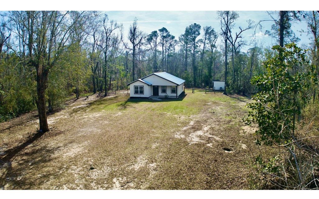Photo of 2859 NW 30th Trail, Jennings, FL 32053 (MLS # 130403)