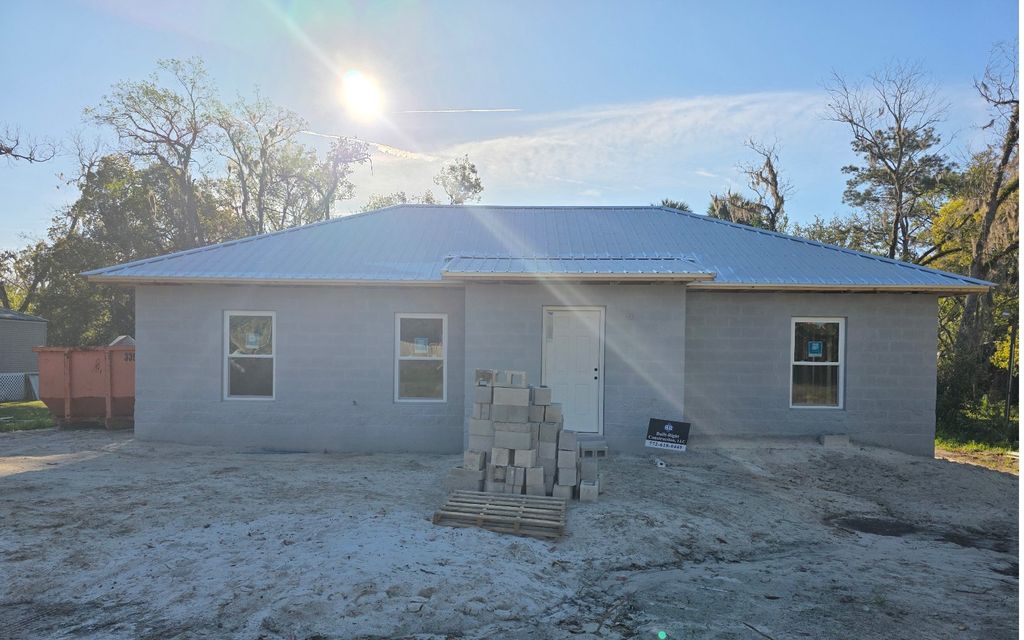 Photo of 721 SW Scriven Ave, Live Oak, FL 32064 (MLS # 130753)