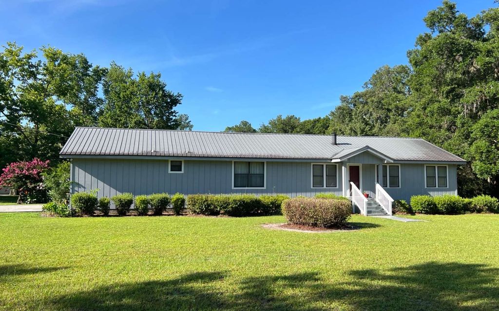 Photo of 138 SE Beulah Tyre Lane, Lake City, FL 32025 (MLS # 123057)