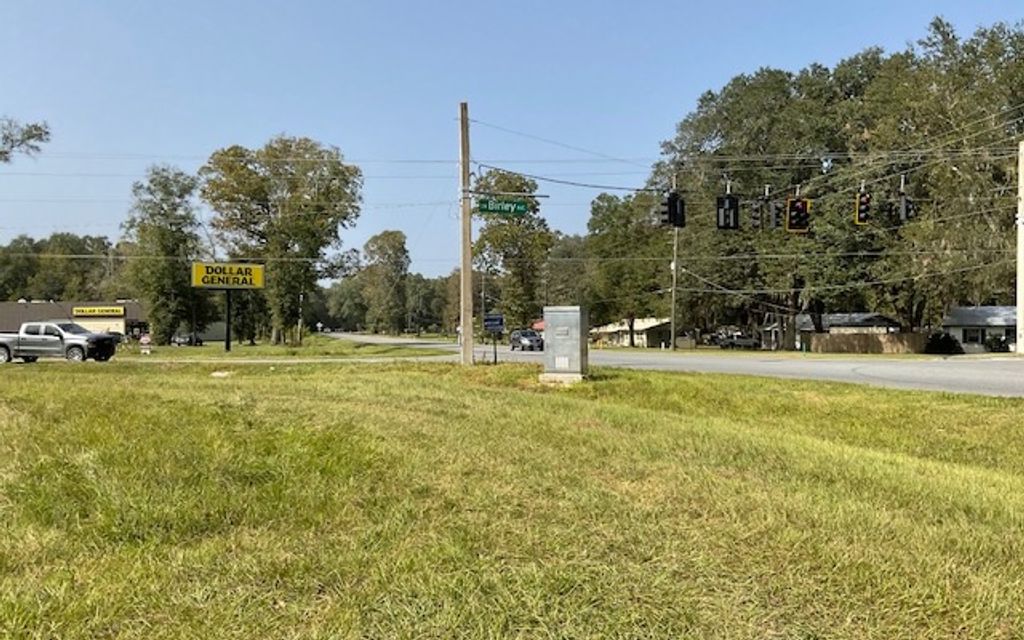 Photo of SW Pinemount/Birley Ave, Lake City, FL 32024 (MLS # 124511)