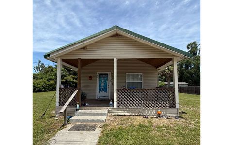 Photo of 849 NE Maple Ln, Lake City, FL 32055 (MLS # 128890)