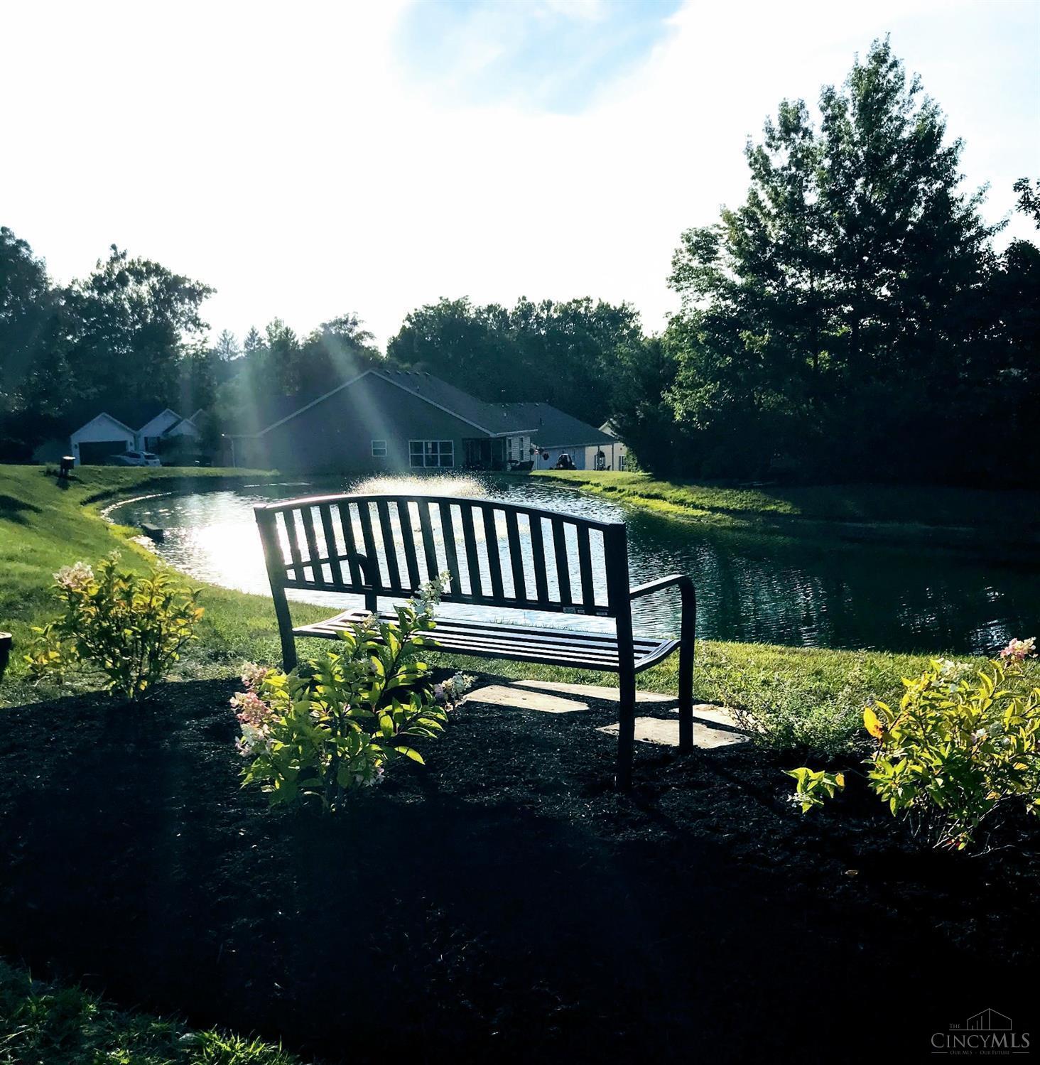 65 W Persimmon Drive, Hamilton, Ohio image 16
