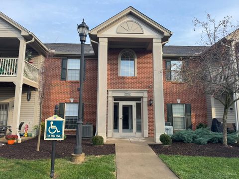 Condo For Sale - 8002 Pinnacle Point #102<br/> West Chester, OH 45069