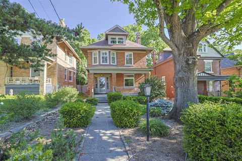 Photo of 1704 E McMillan Street, Cincinnati, OH 45206 (MLS # 1878989)