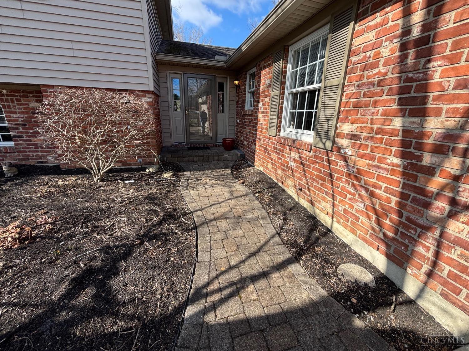 9187 Sunderland Way, West Chester, Ohio image 2