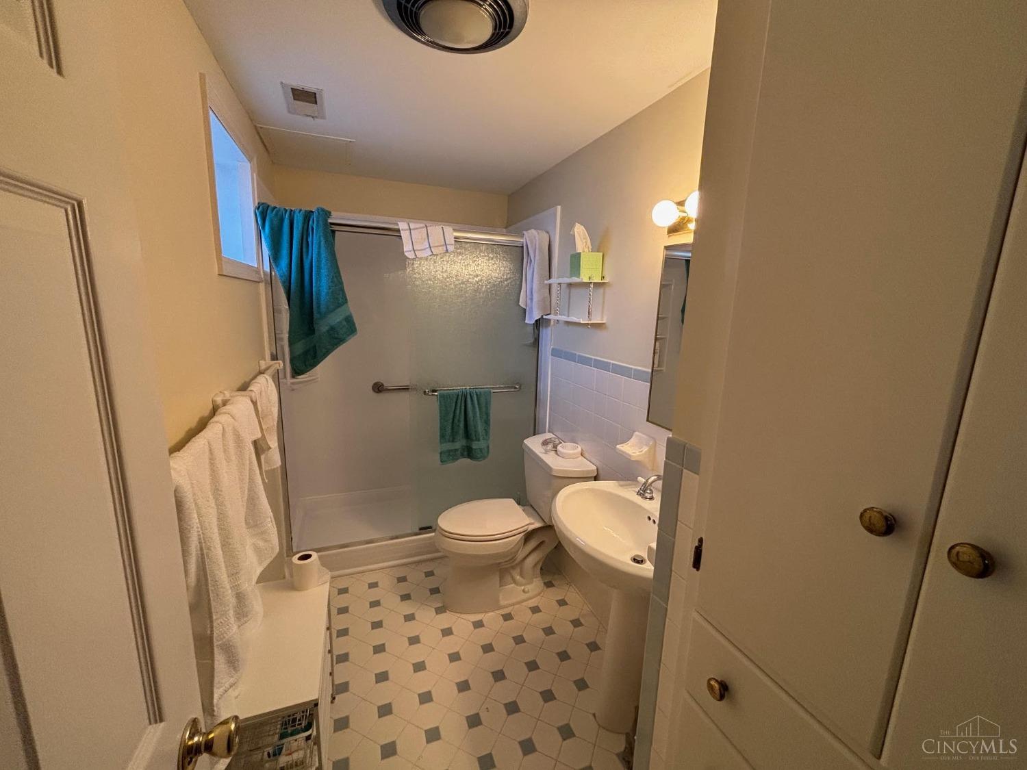 9187 Sunderland Way, West Chester, Ohio image 16