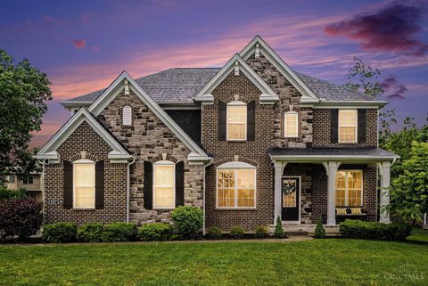 Photo of 9197 Lawnview Court, Deerfield Township, OH 45140 (MLS # 1880405)