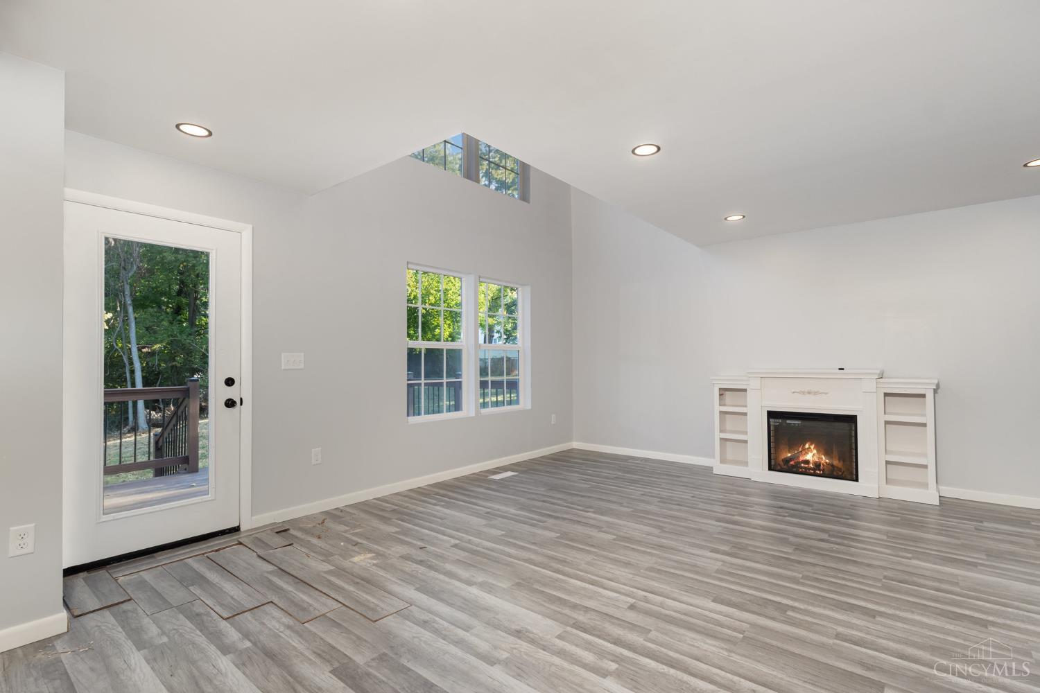 3824 Standish Avenue