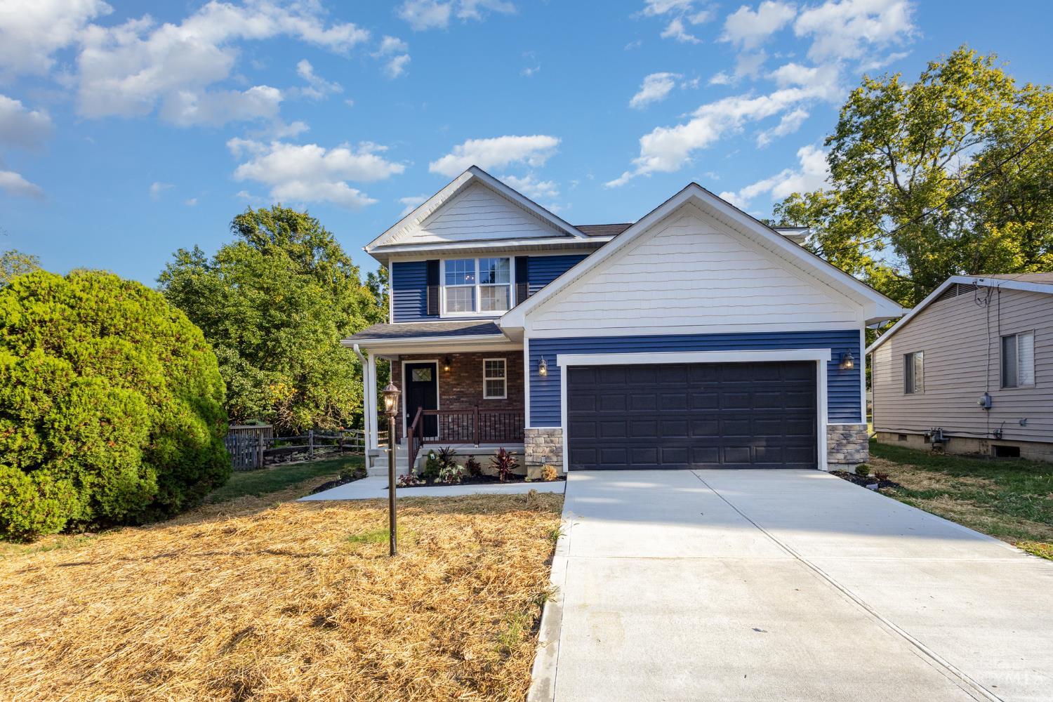 3824 Standish Avenue