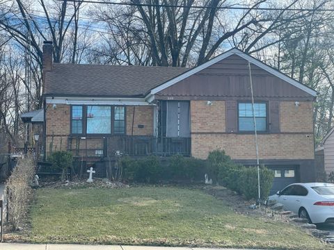 Photo of 2031 Emerson Avenue, North College Hill, OH 45239 (MLS # 1870184)