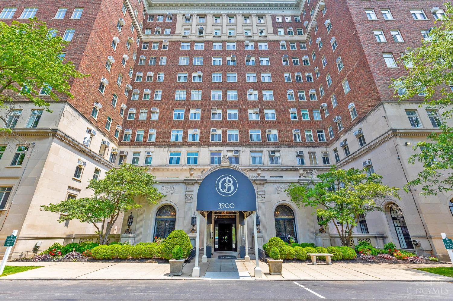 3900 Rose Hill Avenue #502A, Cincinnati, Ohio image 1
