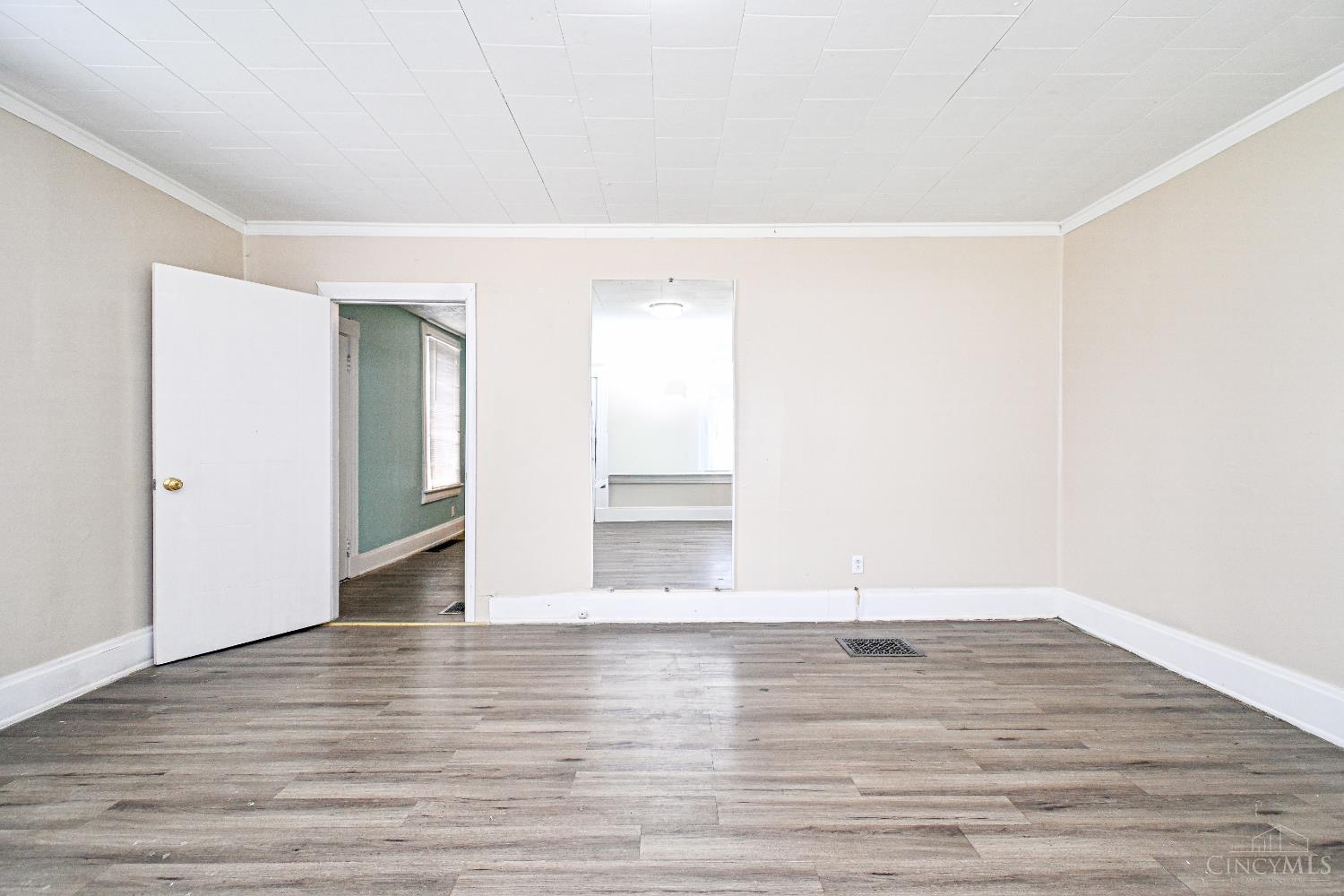 303 Walnut Street