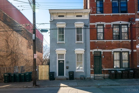 Condo For Rent - 55 E Clifton Avenue<br/> Cincinnati, OH 45202