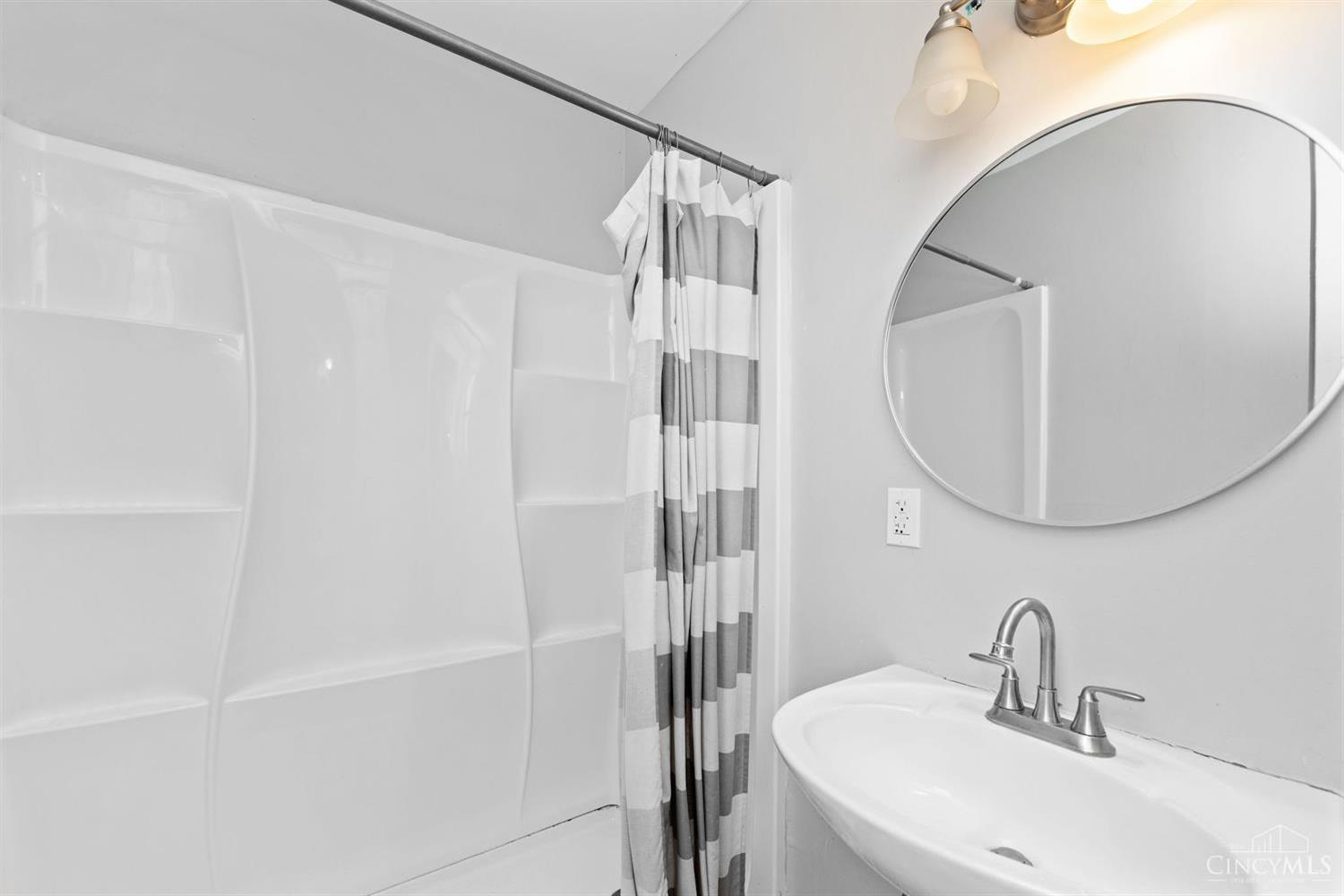 641 N West Street, Hillsboro, Ohio image 30