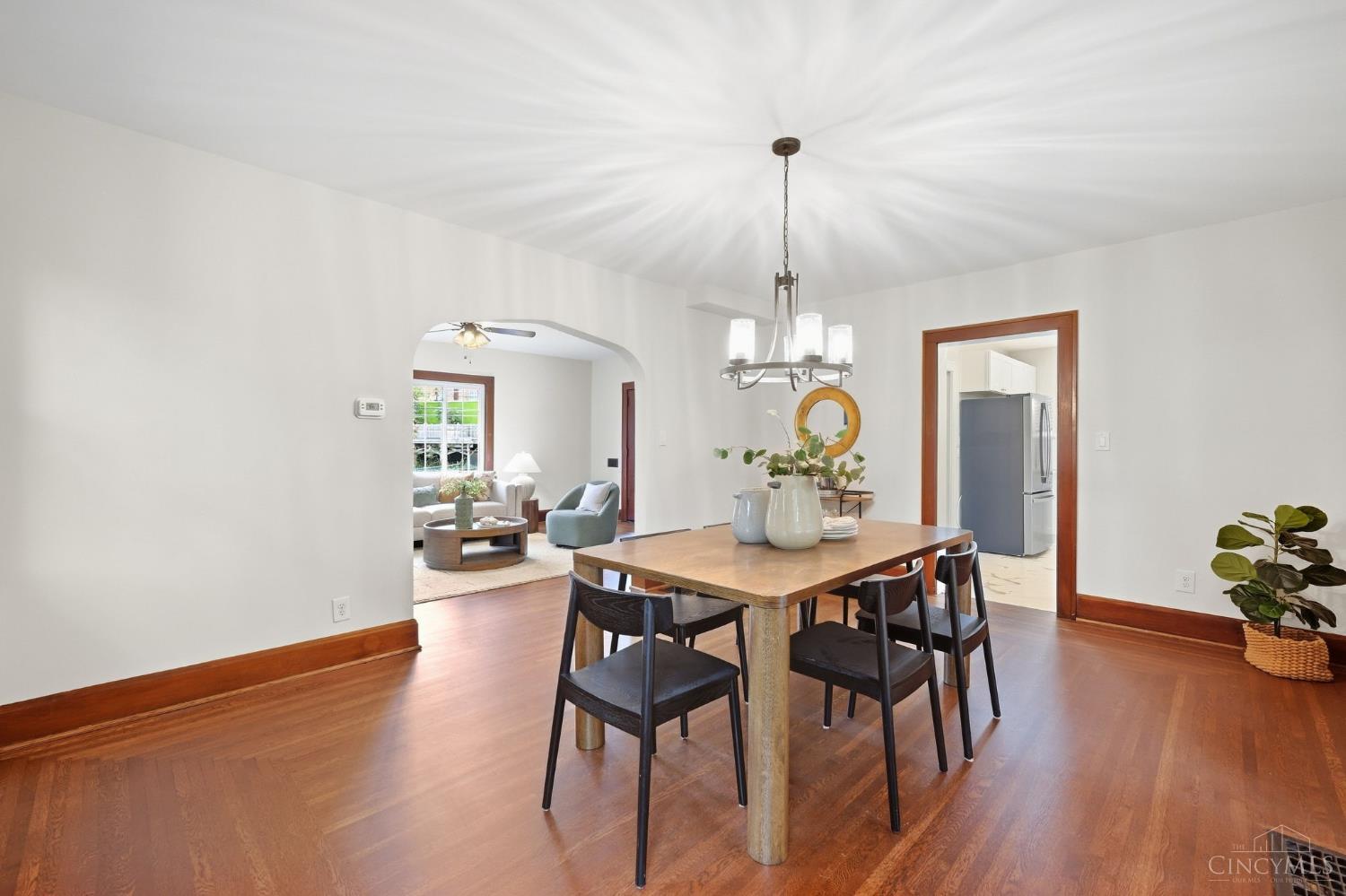 Picture for the property 1895159, 3 beds, 3 baths
