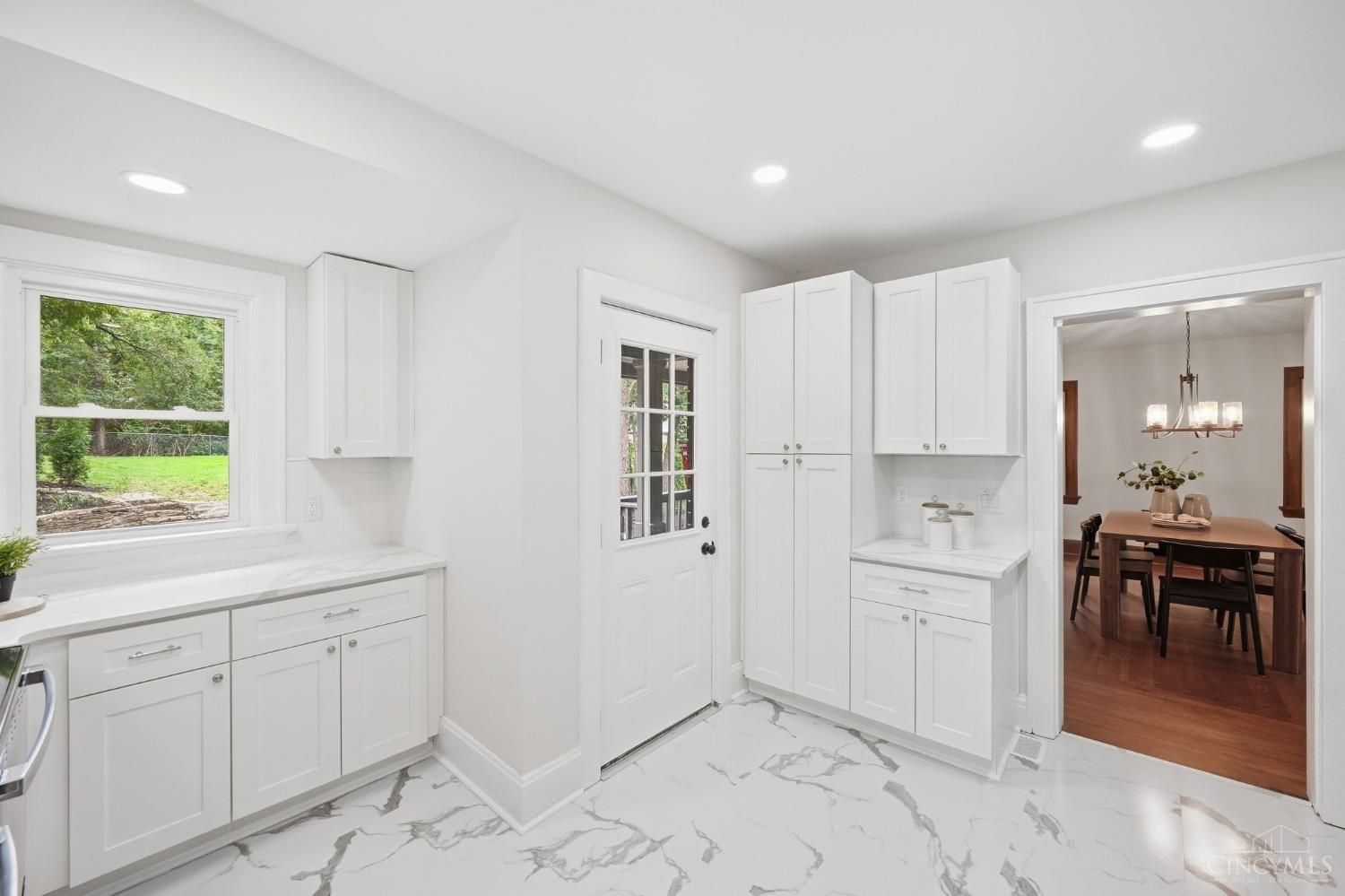 Picture for the property 1895159, 3 beds, 3 baths