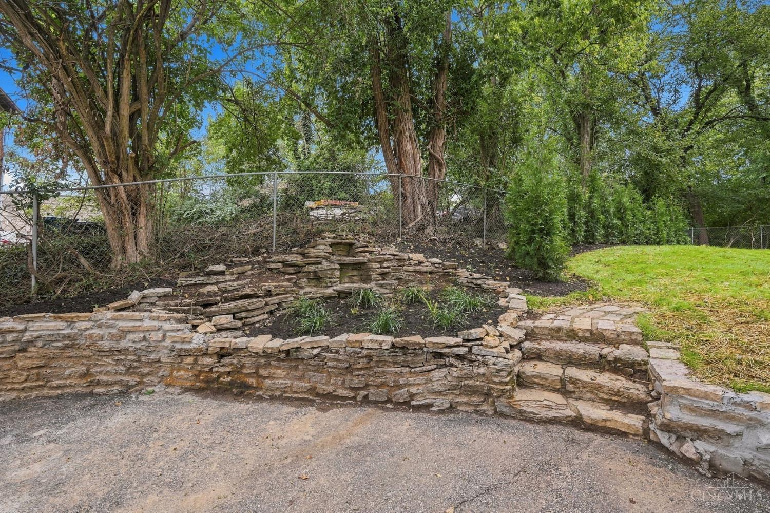 Picture for the property 1895159, 3 beds, 3 baths