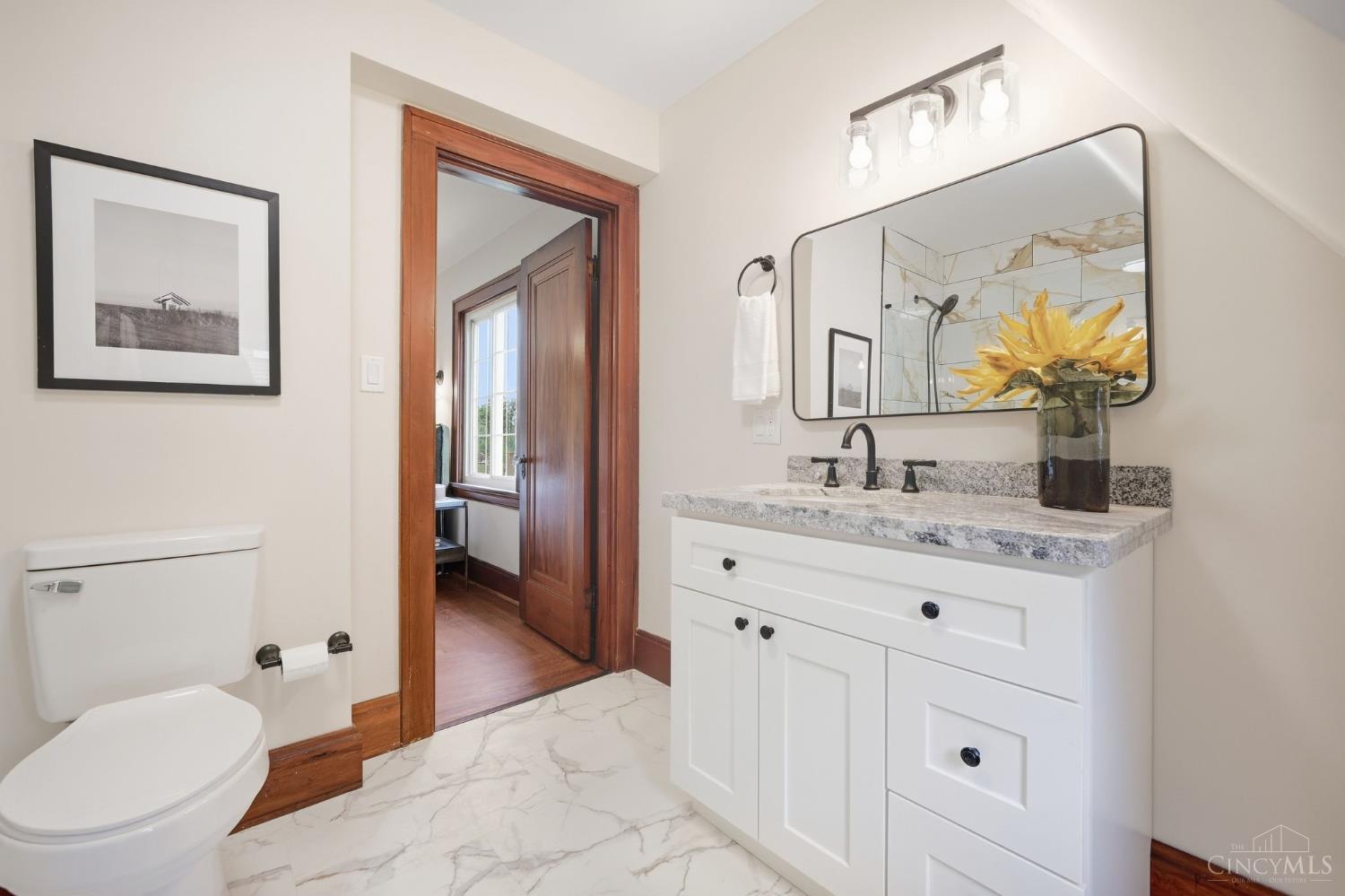 Picture for the property 1895159, 3 beds, 3 baths