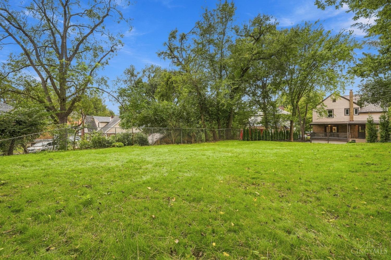 Picture for the property 1895159, 3 beds, 3 baths