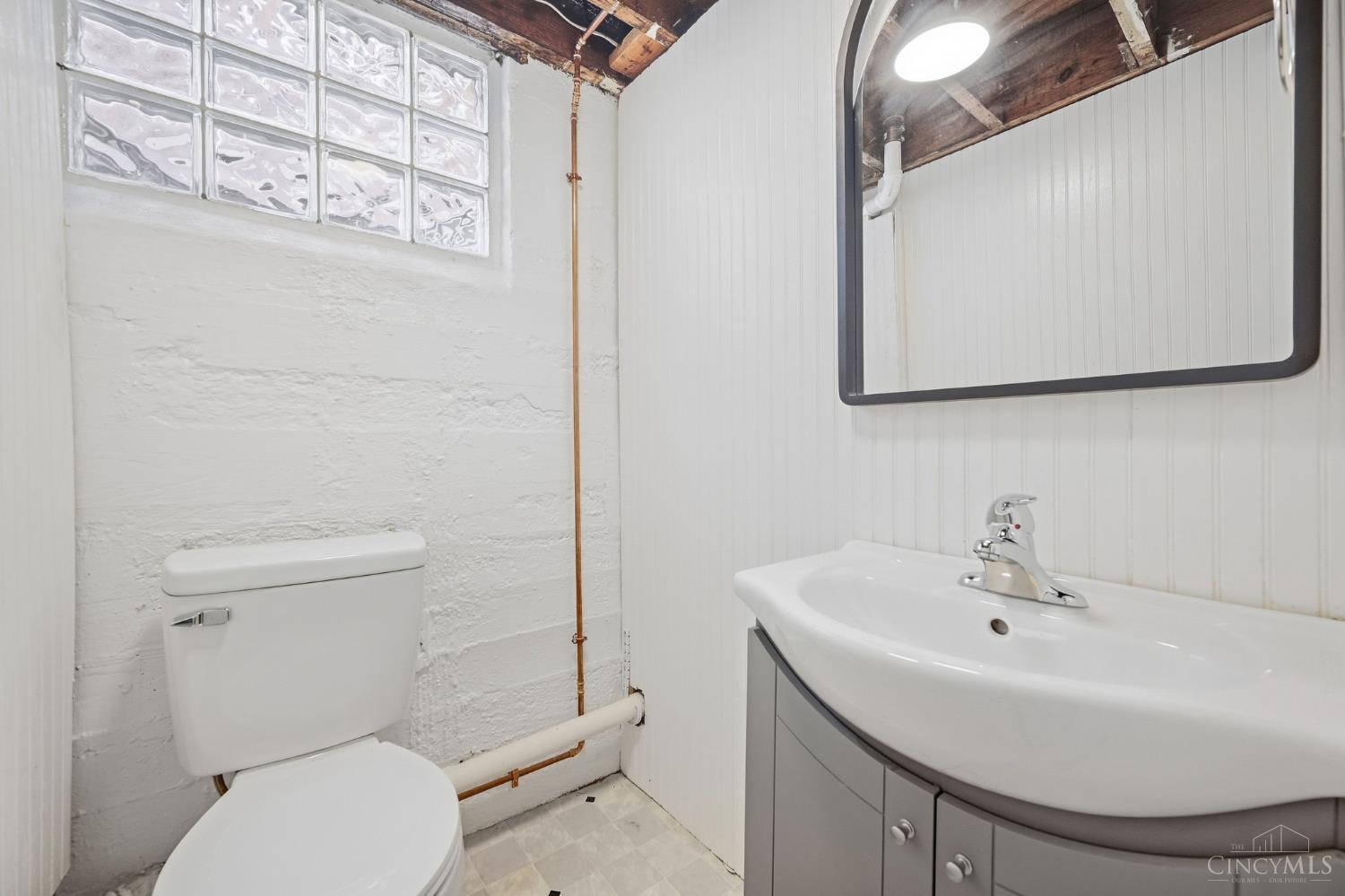 Picture for the property 1895159, 3 beds, 3 baths