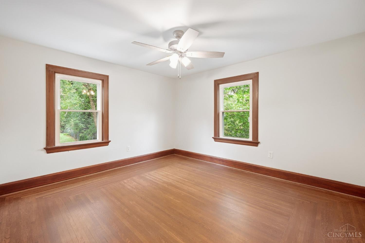 Picture for the property 1895159, 3 beds, 3 baths