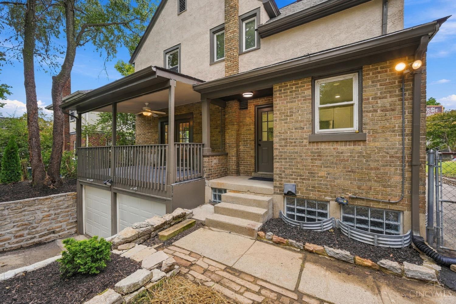 Picture for the property 1895159, 3 beds, 3 baths