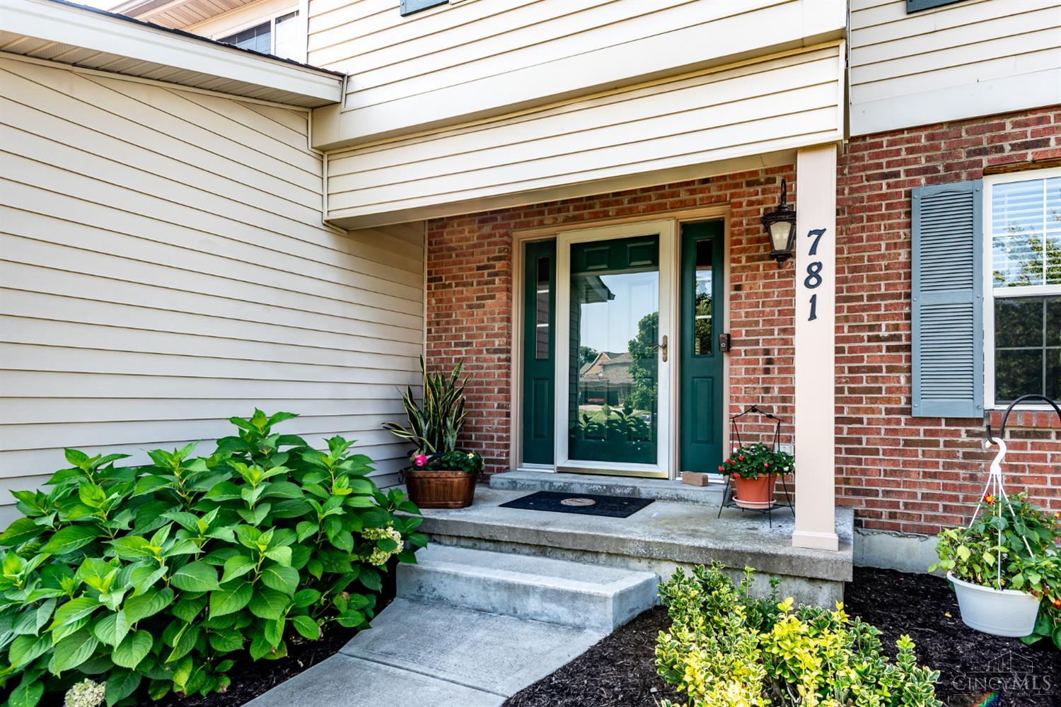 781 Oleander Court
