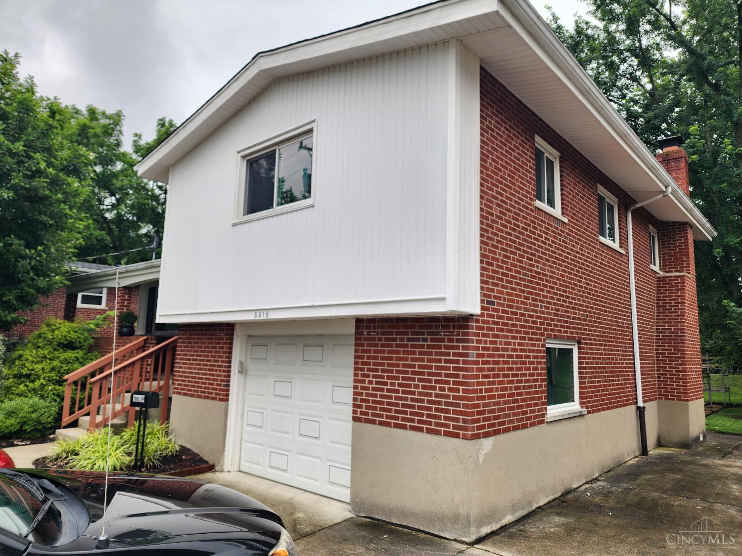 5619 Woodhaven Drive