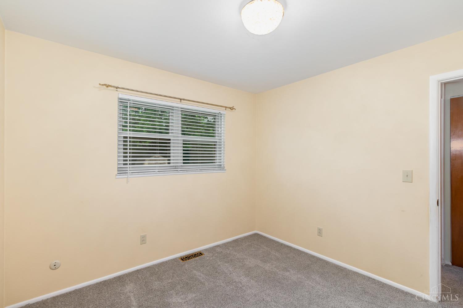 4355 Valence Drive, Delhi Twp, Ohio image 13