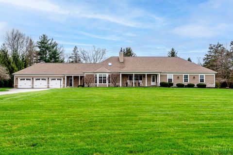 Photo of 117 Hickory Lane, Lebanon, OH 45036 (MLS # 1872977)
