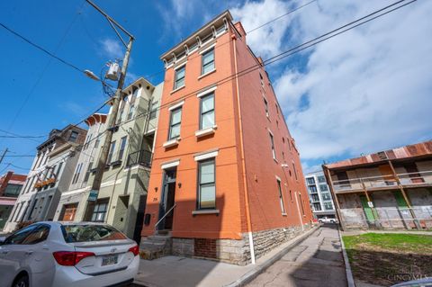 Photo of 206 Wade Street, Cincinnati, OH 45202 (MLS # 1872797)