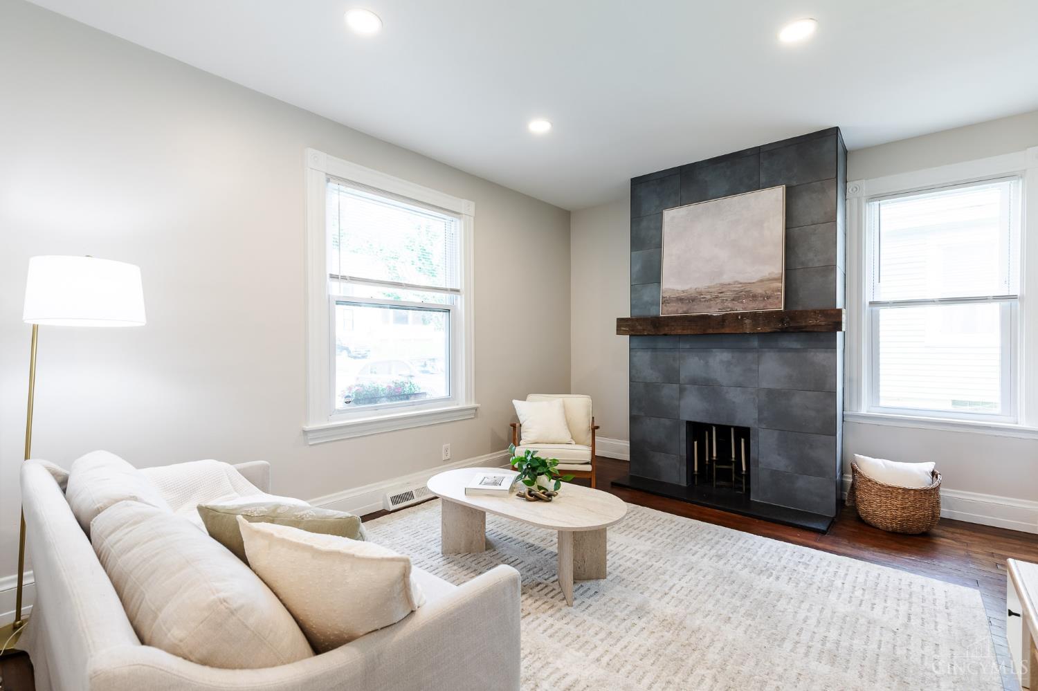 4602 Winona Terrace