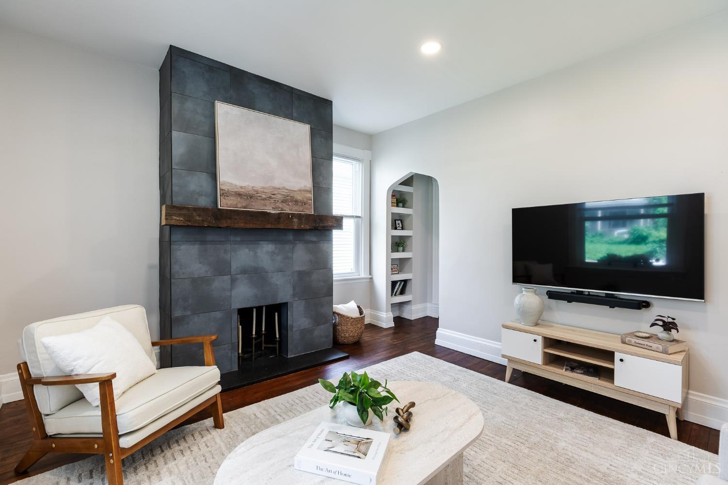 4602 Winona Terrace