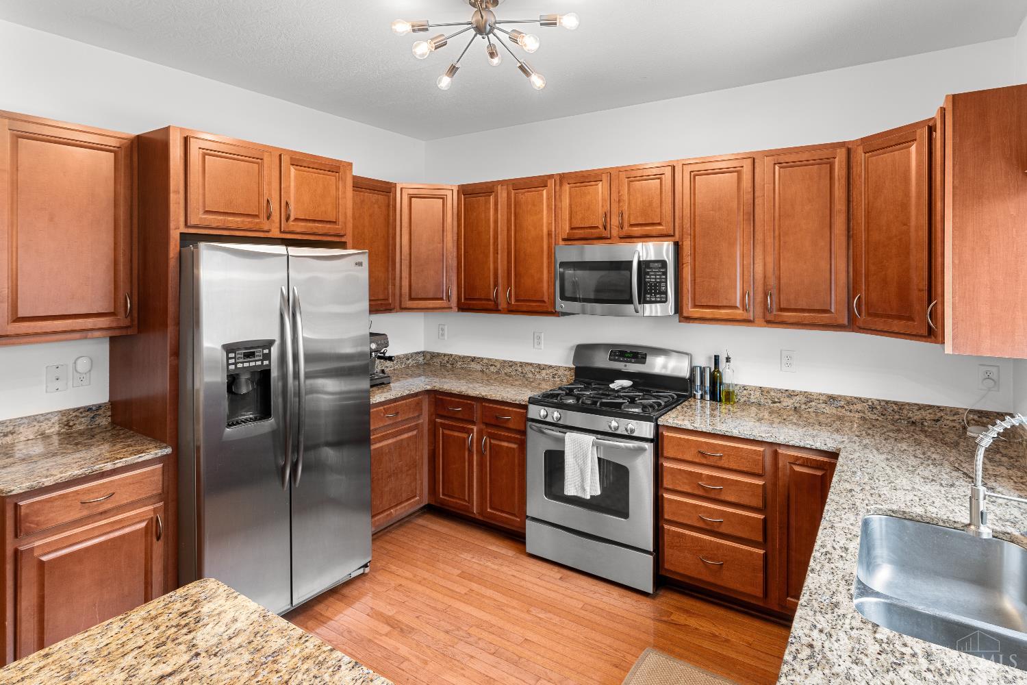 3450 Golden Avenue 2