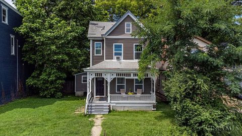 Photo of 3615 Newton Avenue, Cincinnati, OH 45207 (MLS # 1854638)