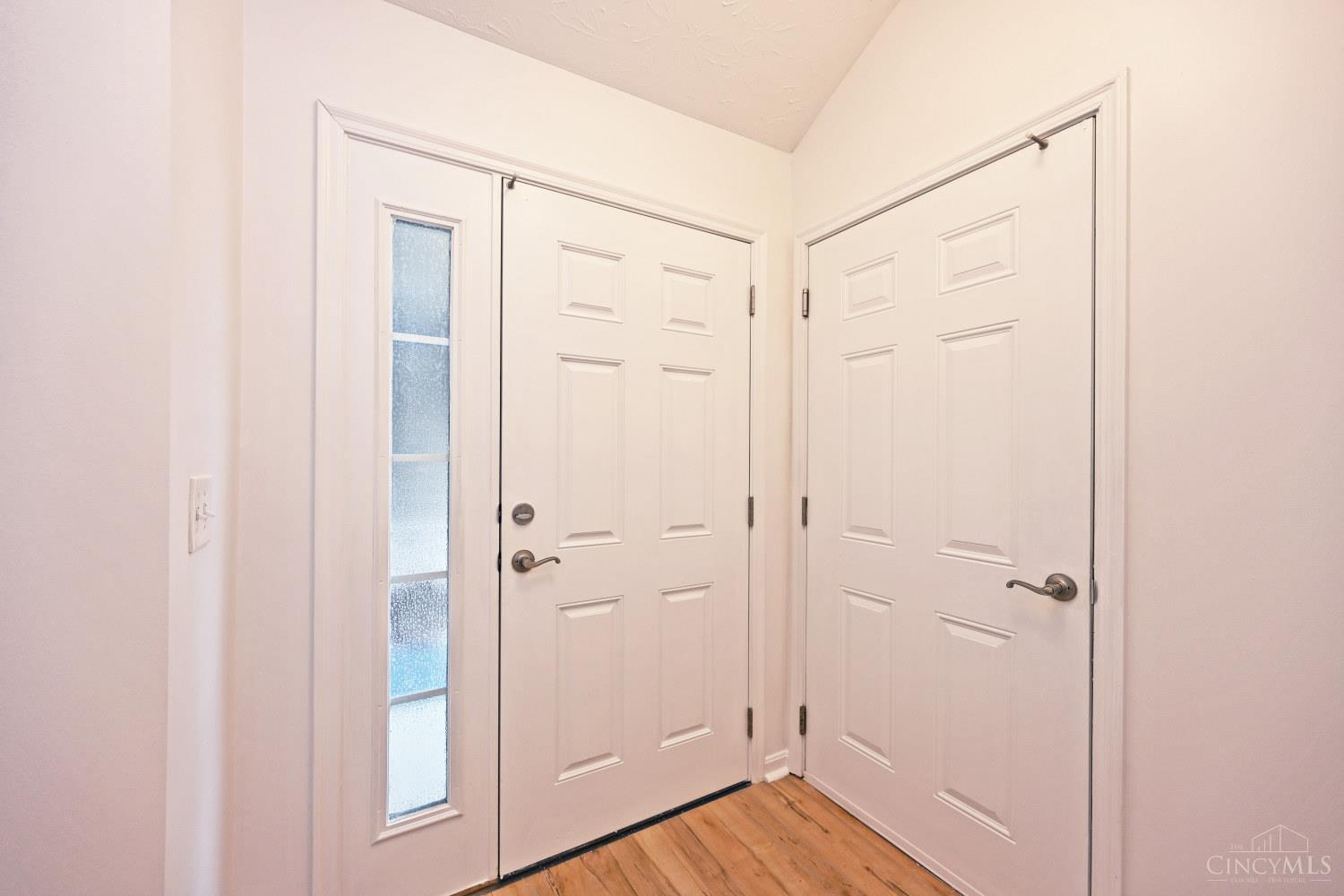 4469 English Oak Court