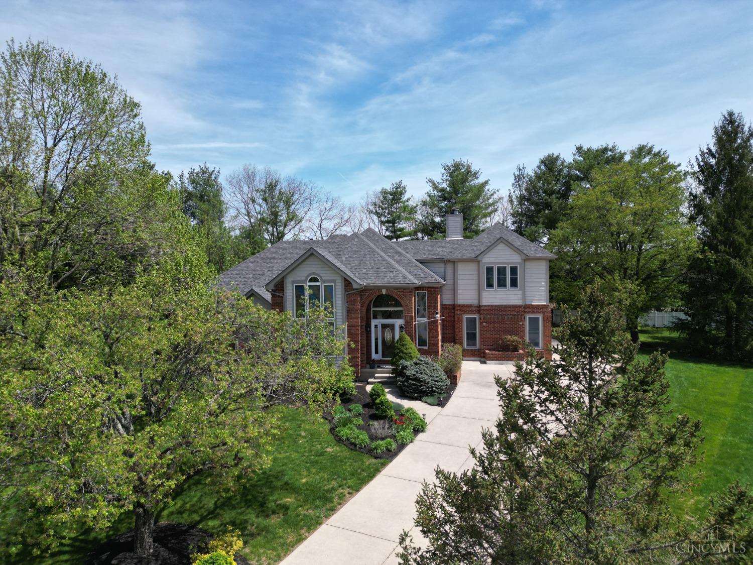 531 Quail Court, Lebanon, Ohio image 2