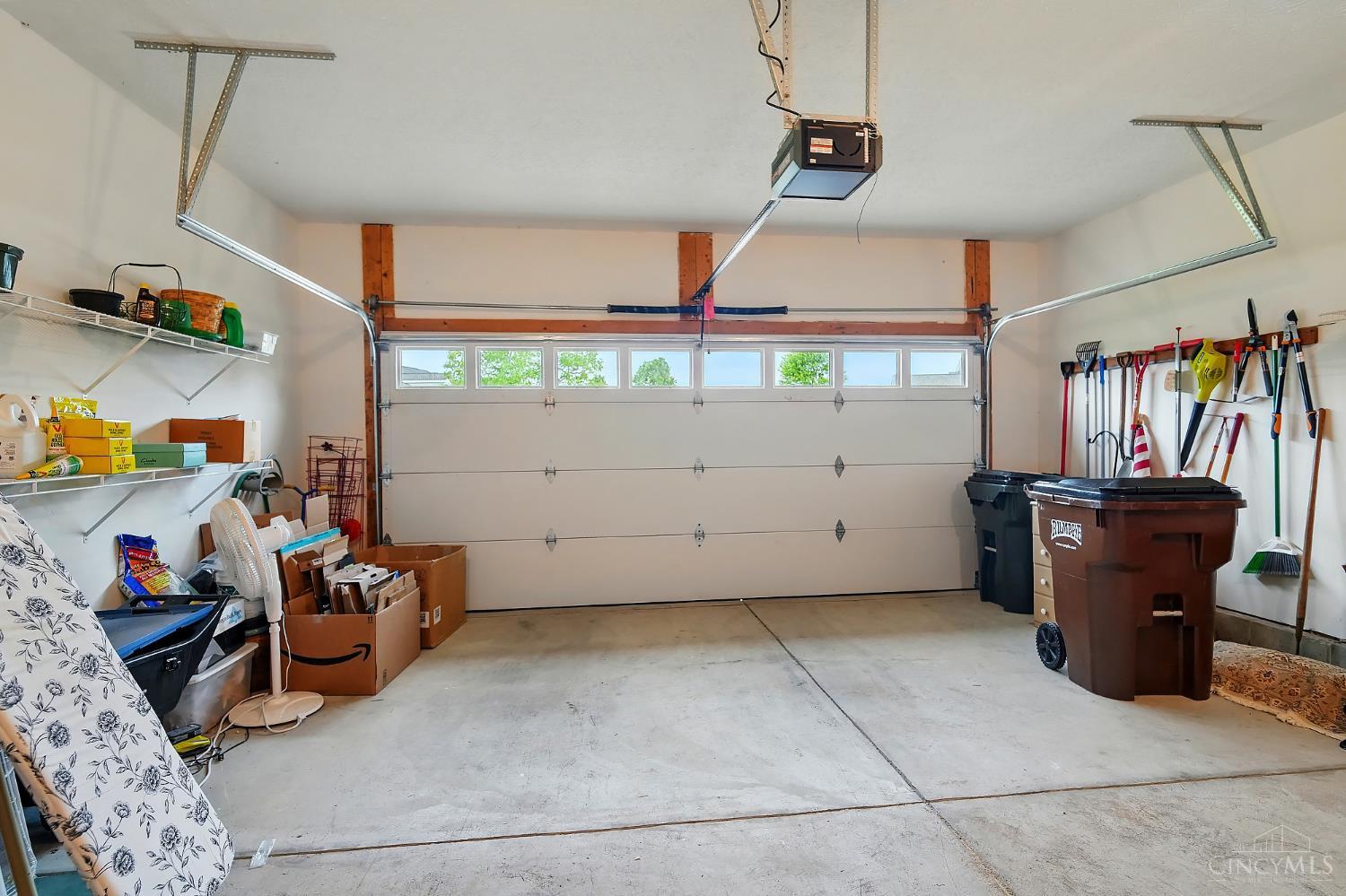 1152 Meadow Vista Drive, Hamilton Twp, Ohio image 27