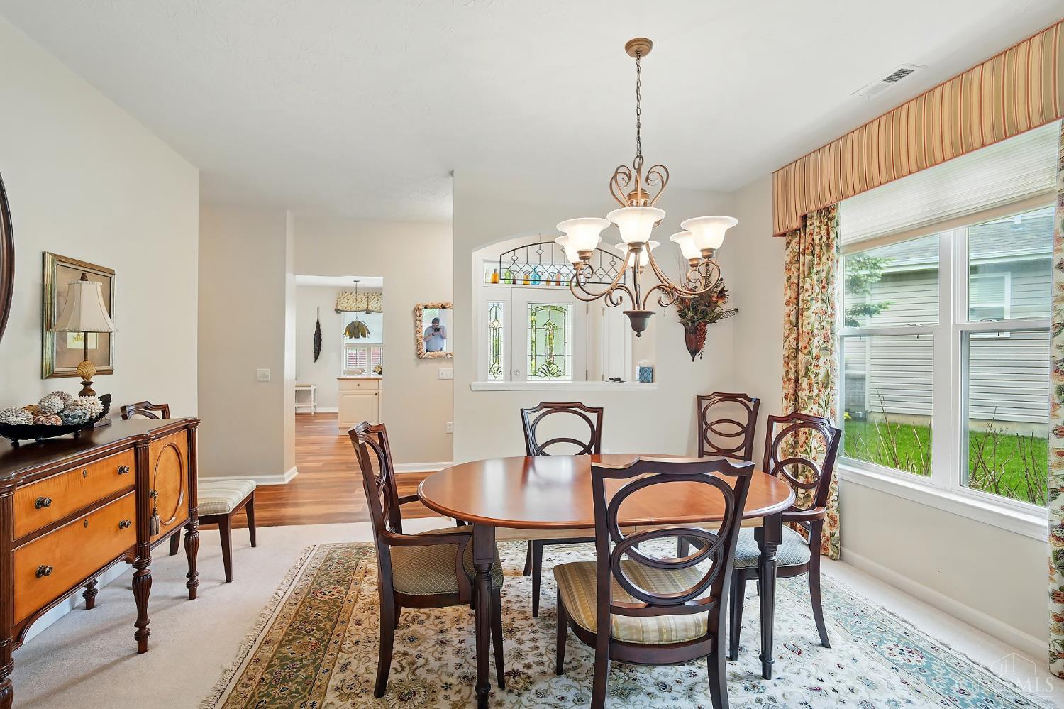 1152 Meadow Vista Drive, Hamilton Twp, Ohio image 12