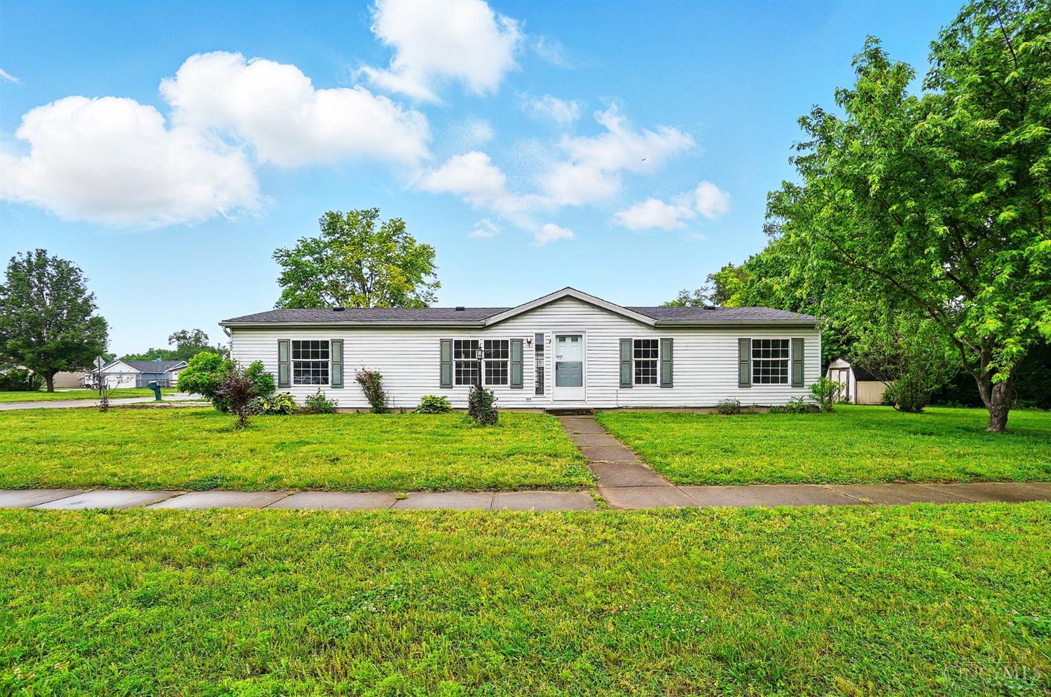 665 Diamond Loop, Middletown, Ohio image 2