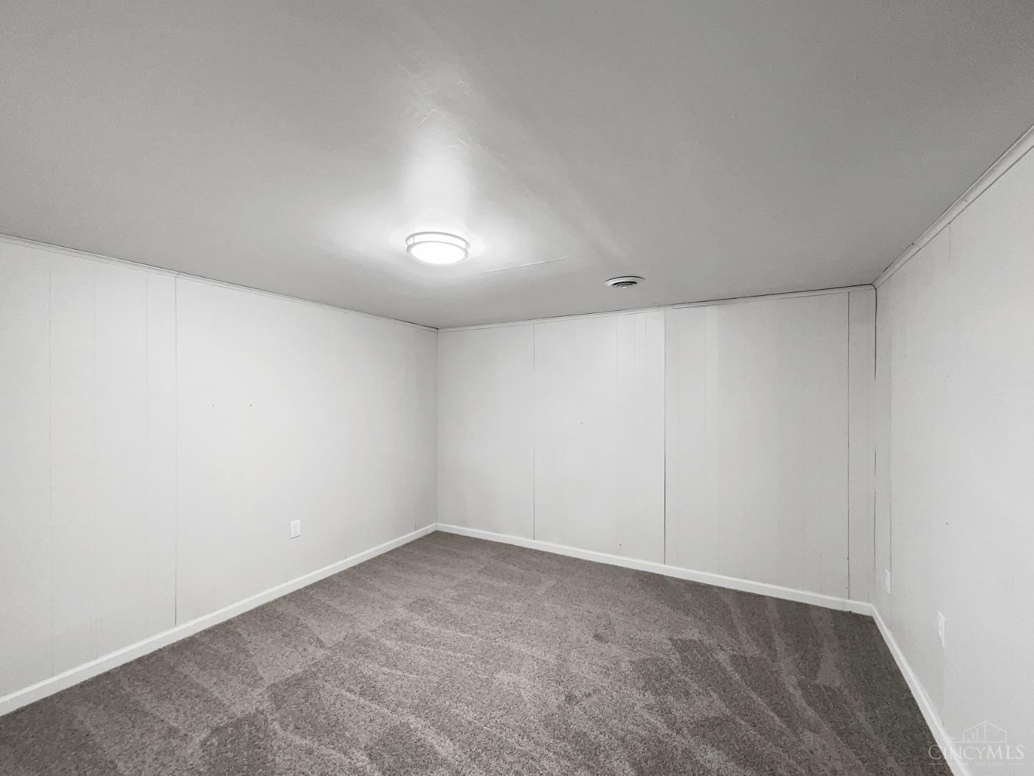 7420 Kennesaw Drive, West Chester, Ohio image 23