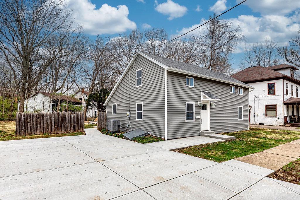 113 N First Street, Trenton, Ohio image 2