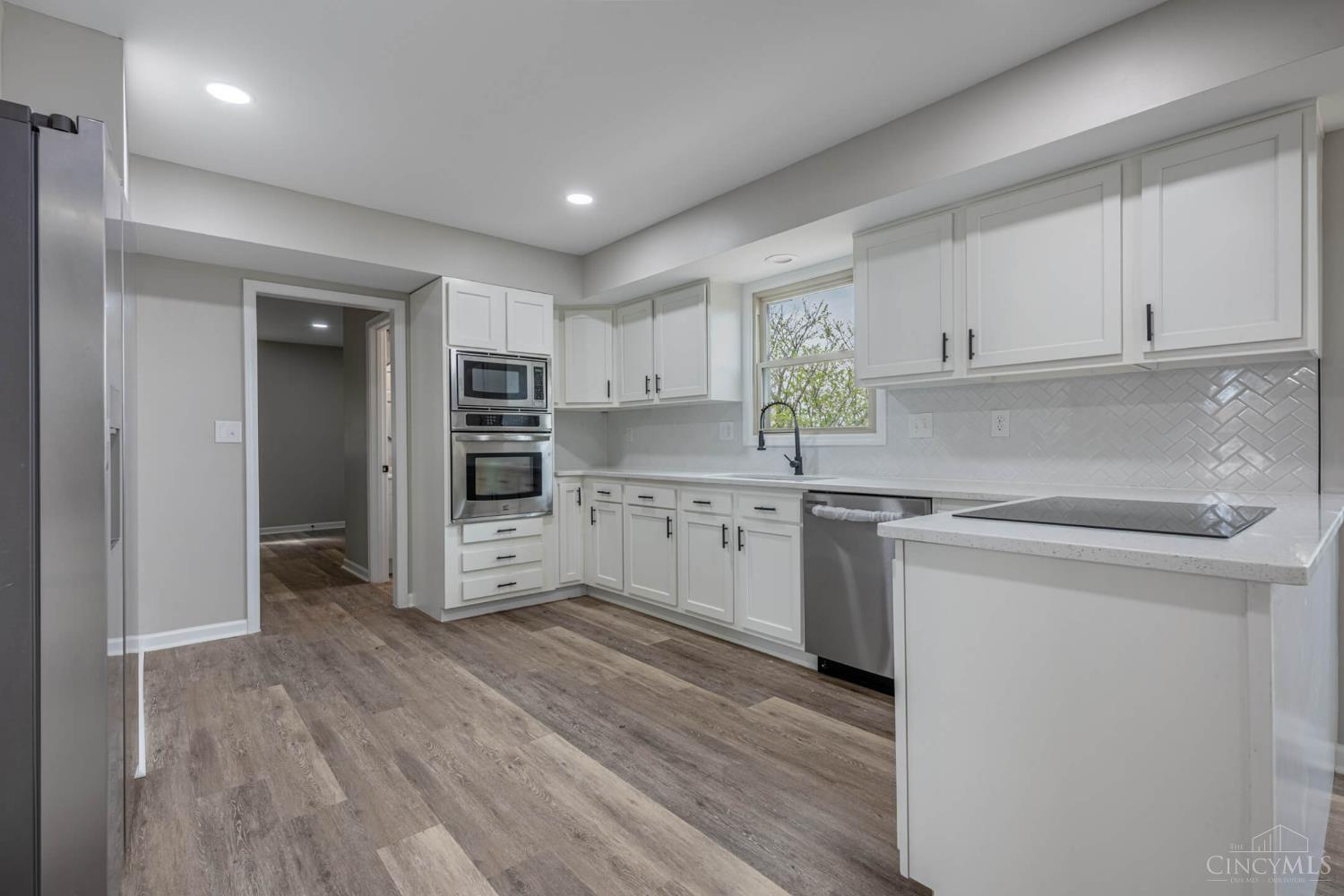 4878 Highpoint Court