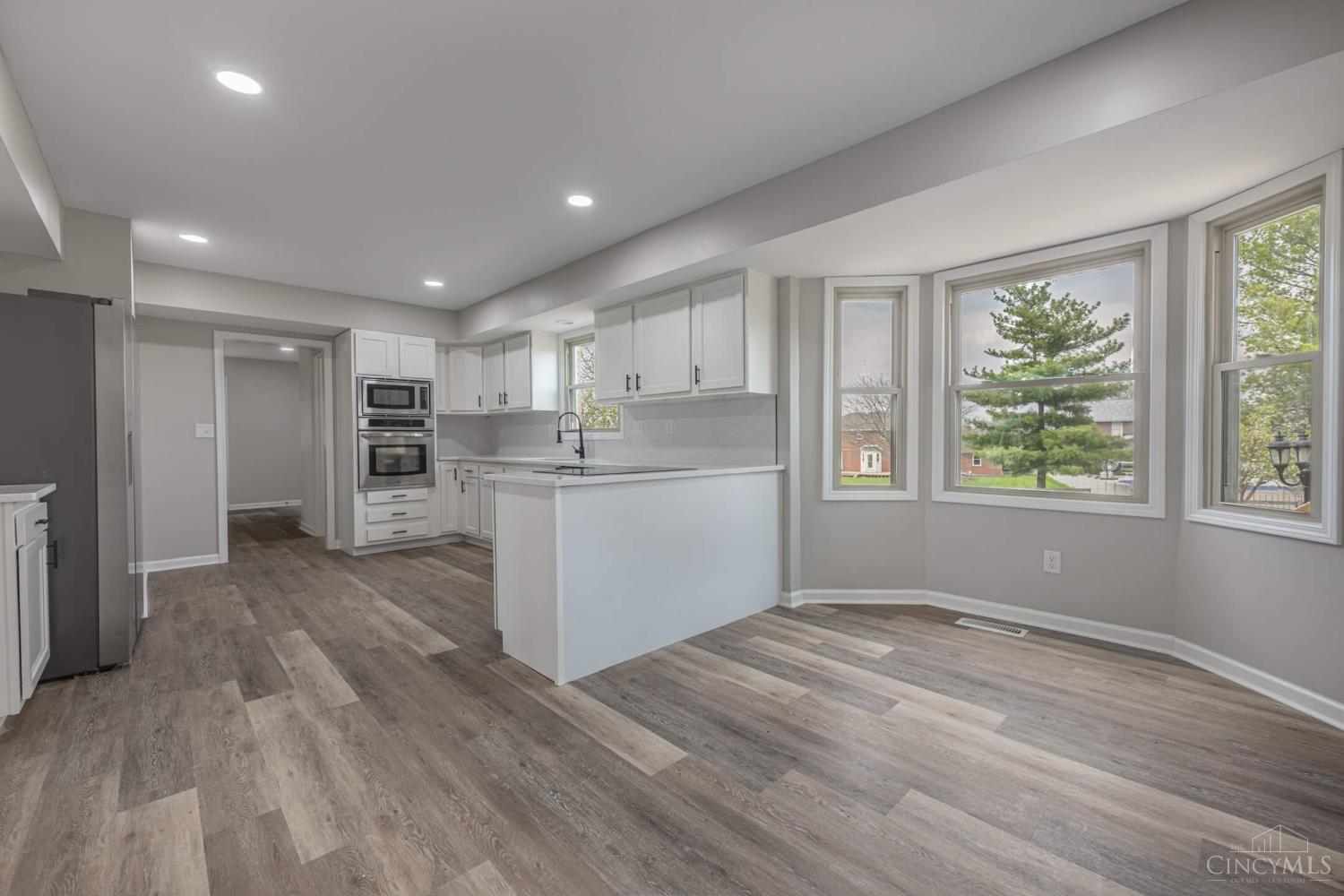 4878 Highpoint Court