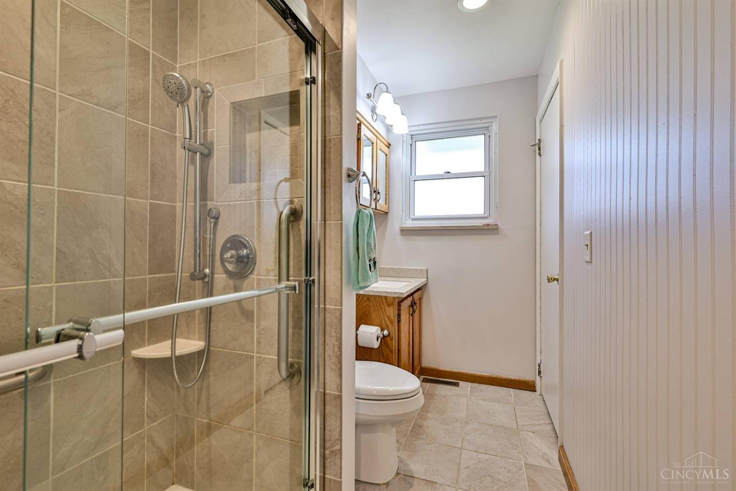 8681 Glenrose Lane, Anderson Twp, Ohio image 23
