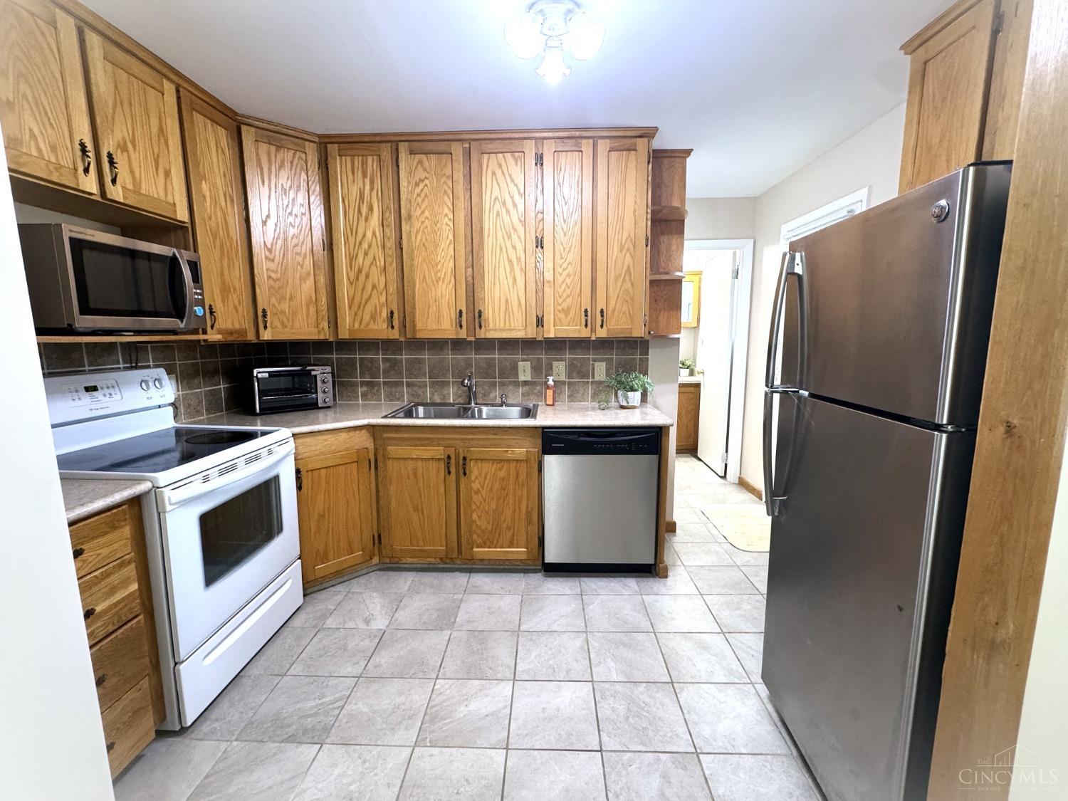 8681 Glenrose Lane, Anderson Twp, Ohio image 12
