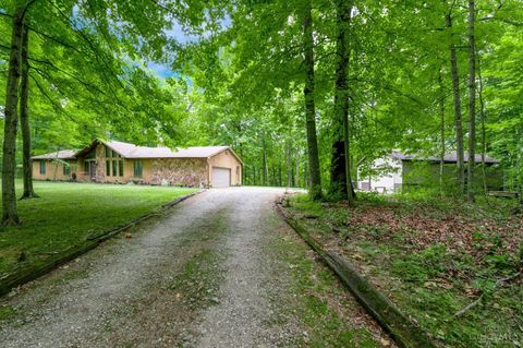 Single Family Residence in Harrison Twp OH 10121 Howard Road.jpg